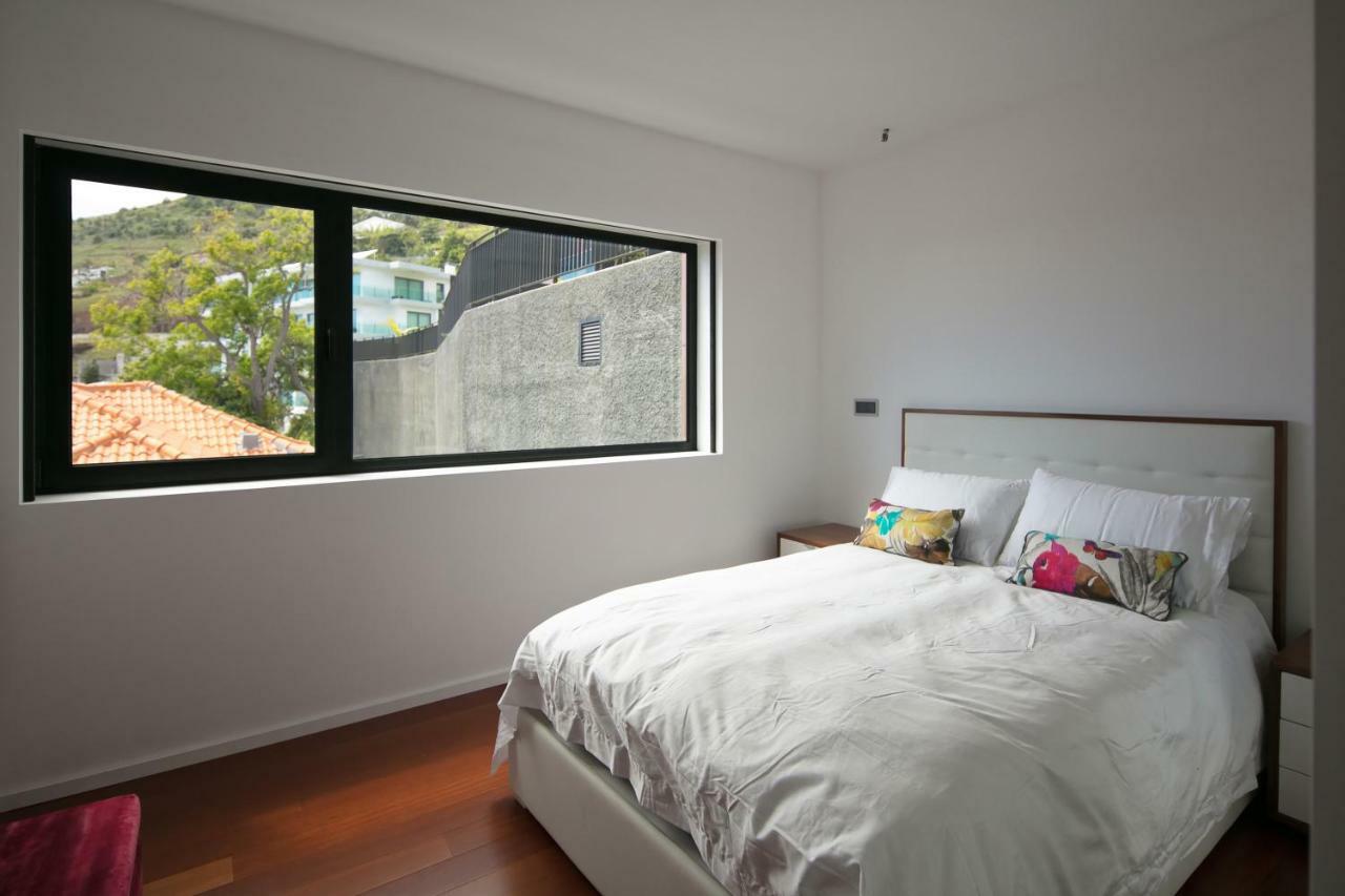 Spacious Luxury Holiday Apartment With A Great View, Funchal, Free Wifi And Parking Luaran gambar