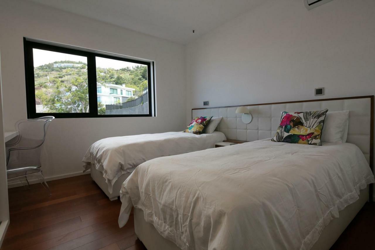 Spacious Luxury Holiday Apartment With A Great View, Funchal, Free Wifi And Parking Luaran gambar