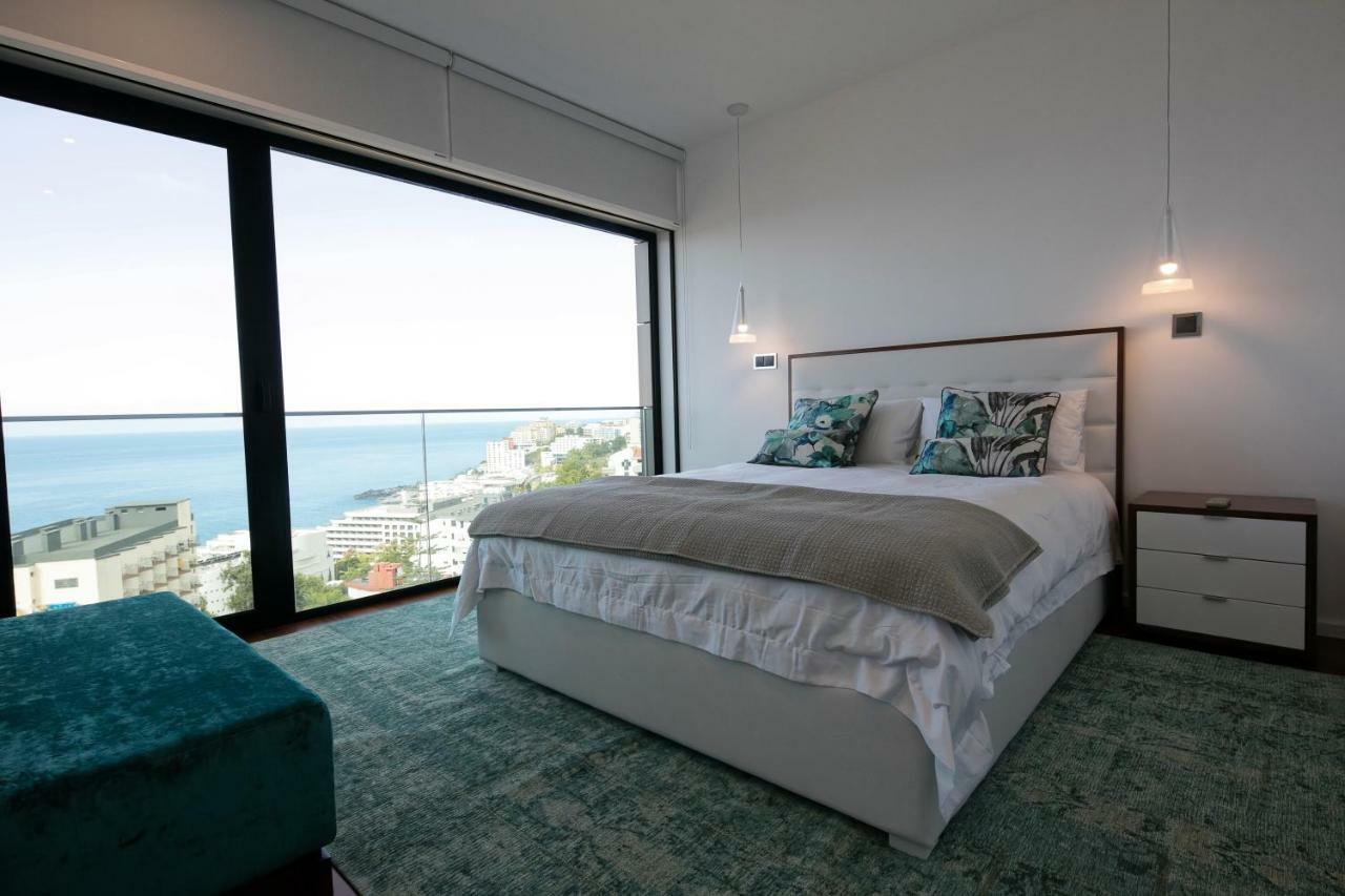 Spacious Luxury Holiday Apartment With A Great View, Funchal, Free Wifi And Parking Luaran gambar