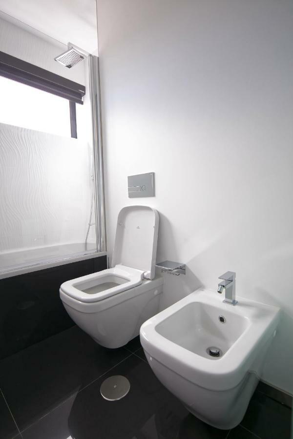 Spacious Luxury Holiday Apartment With A Great View, Funchal, Free Wifi And Parking Luaran gambar